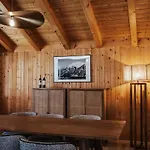 Apartment Hidden Retreats Snowpeak Boutique *