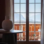 Hidden Retreats Snowpeak Boutique