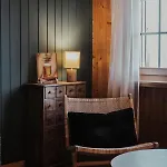 Hidden Retreats Snowpeak Boutique Brienzwiler