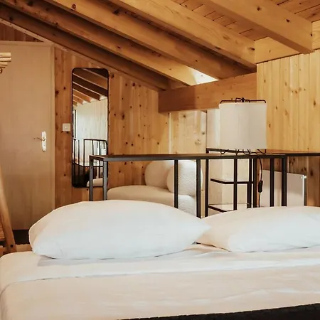 Hidden Retreats Snowpeak Boutique Appartamento *