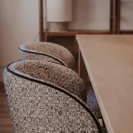 Hidden Retreats Snowpeak Boutique *