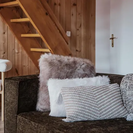 Hidden Retreats Snowpeak Boutique *