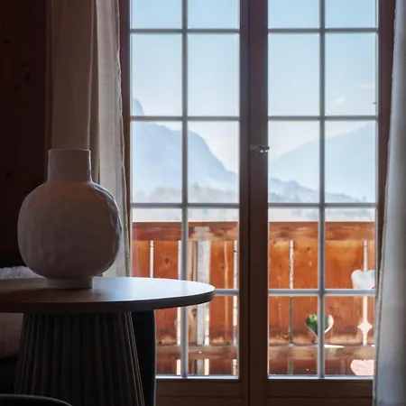 Hidden Retreats Snowpeak Boutique