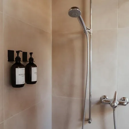 Hidden Retreats Snowpeak Boutique Appartamento *