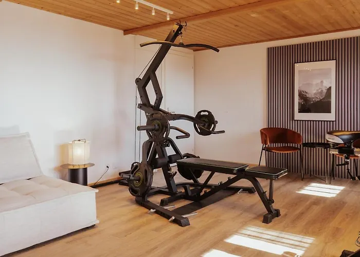 Hidden Retreats Snowpeak Boutique Apartamento *