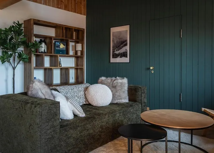 Hidden Retreats Snowpeak Boutique Brienzwiler