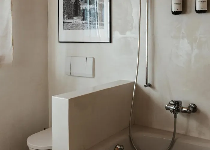 Hidden Retreats Snowpeak Boutique Brienzwiler