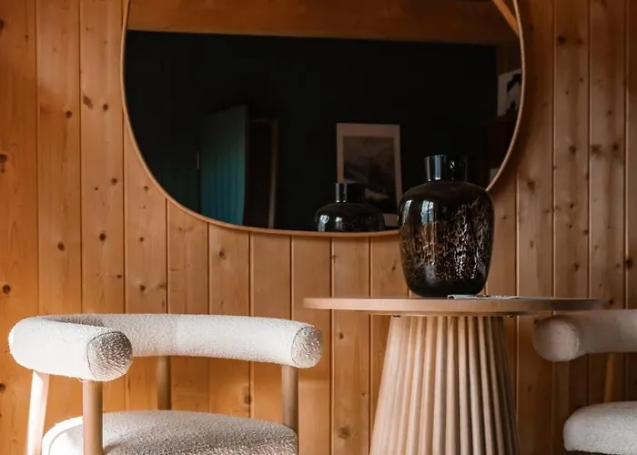 Hidden Retreats Snowpeak Boutique Apartamento