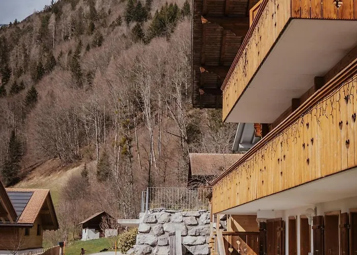 Hidden Retreats Snowpeak Boutique * Brienzwiler