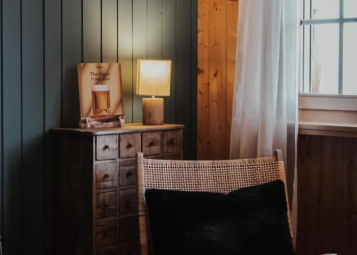 Hidden Retreats Snowpeak Boutique Brienzwiler