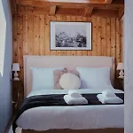 Hidden Retreats Snowpeak Boutique