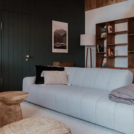 Hidden Retreats Snowpeak Boutique * Brienzwiler